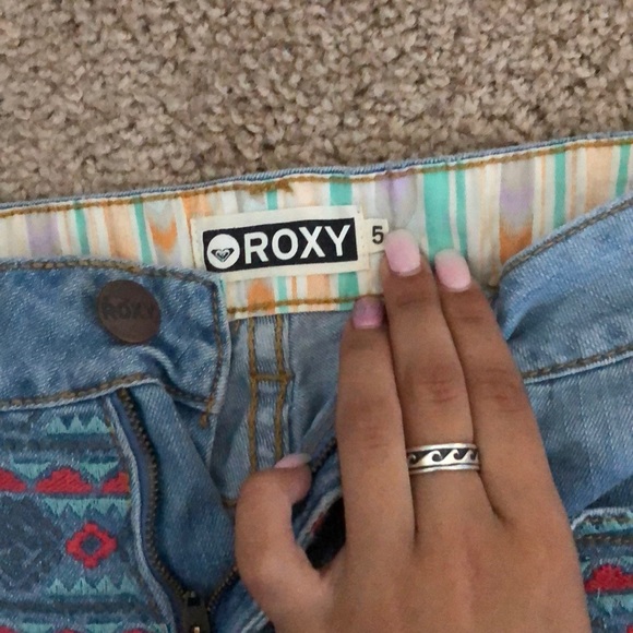 Roxy shorts - Picture 3 of 3